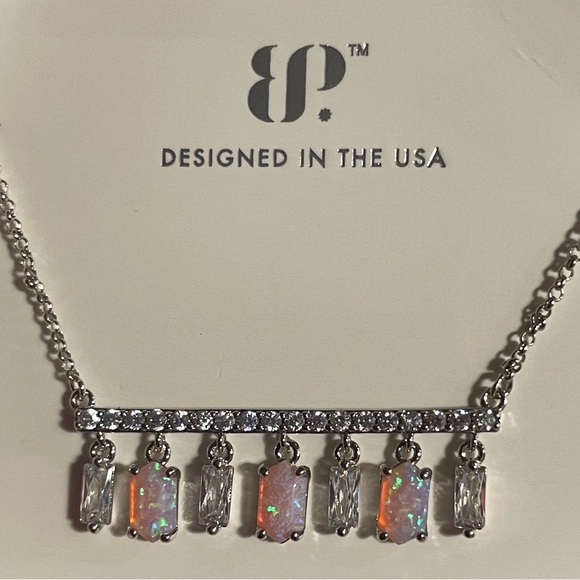 Bomb Party October 2024 A Beautiful Bar Necklace - Picture 4 of 8